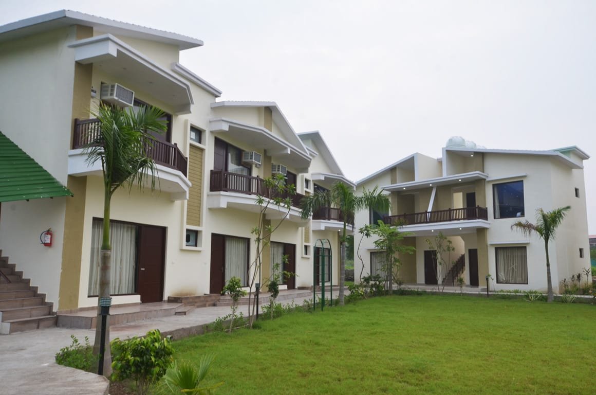 Corbett Resort