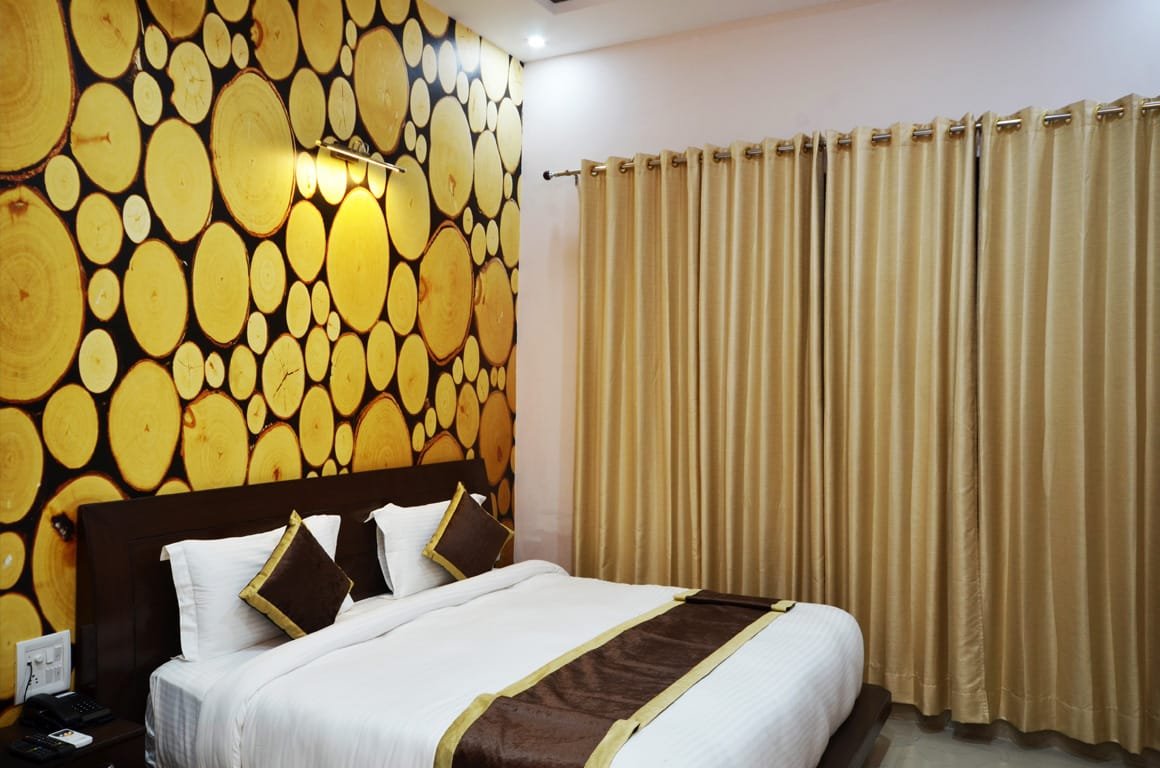 Deluxe Resort